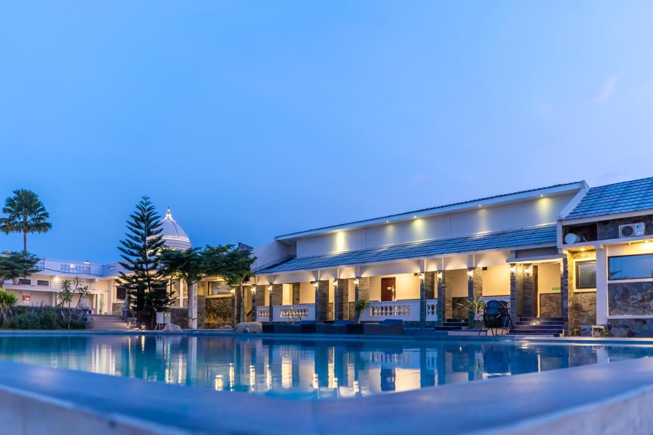 Hotel Hidden Valley Hills *